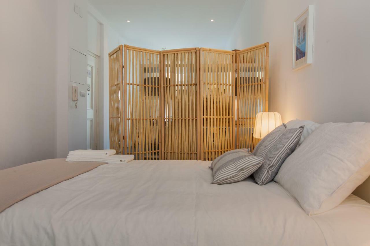Typical Light Filled Graca Apt W Ac, By Timecooler Lisboa Exterior foto